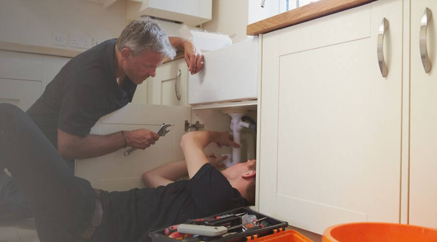 Expert burst pipe repair services in Rohwer, AR
